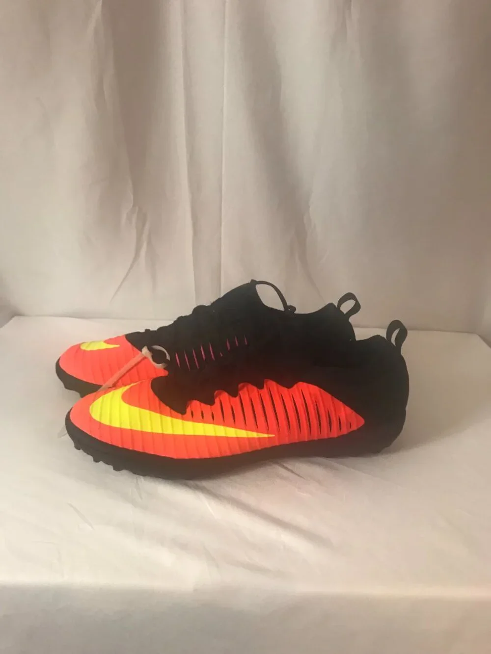 Nike Mercurial X Finale Athletic Sport Cut Indoor Soccer/Football Sneakers